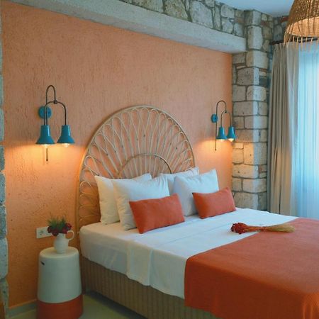 Rijeka Alacati Cesme Bagian luar foto
