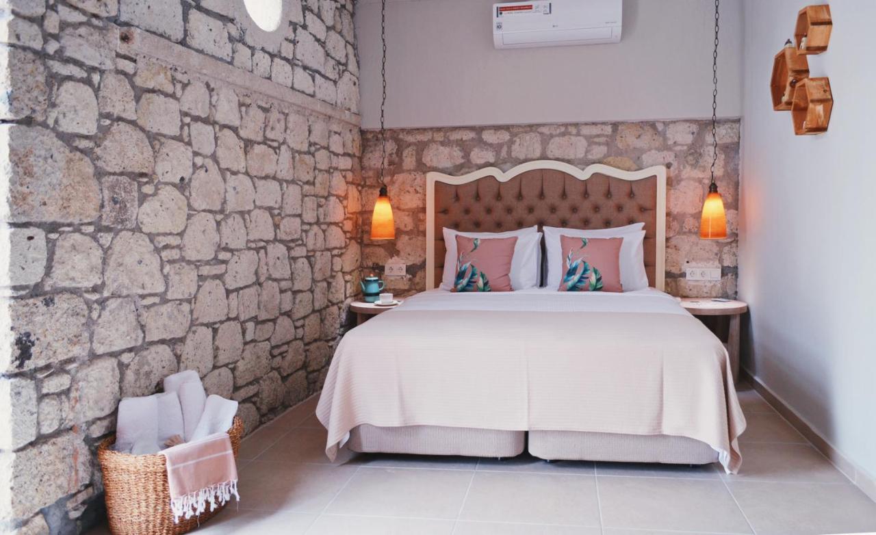 Rijeka Alacati Cesme Bagian luar foto