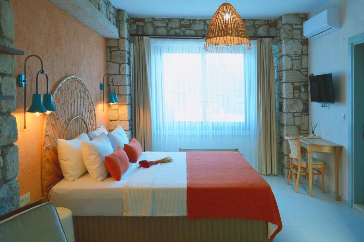 Rijeka Alacati Cesme Bagian luar foto