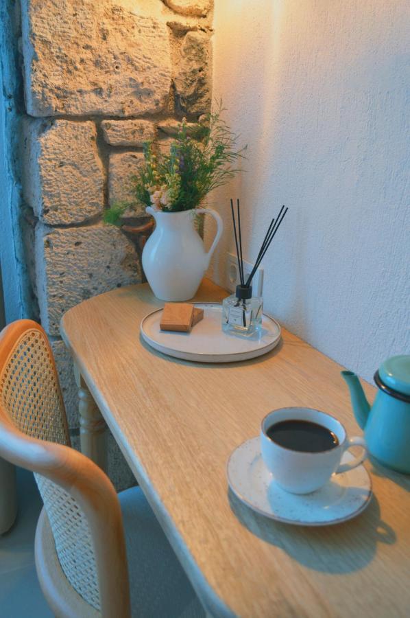 Rijeka Alacati Cesme Bagian luar foto